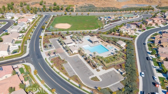 Detail Gallery Image 37 of 55 For 33032 Canopy Ln, Lake Elsinore,  CA 92532 - 4 Beds | 2/1 Baths