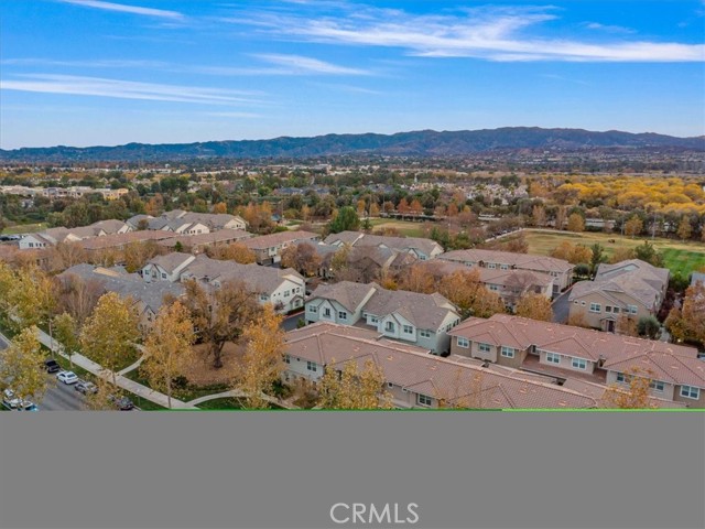 Detail Gallery Image 24 of 26 For 24095 Meadowbrook Ln, Valencia,  CA 91354 - 3 Beds | 2/1 Baths