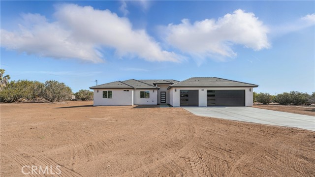 15658 Wells Fargo Street, Hesperia CA: https://media.crmls.org/medias/b7e02dc9-e628-4f7d-9ae2-c3133fb01c31.jpg