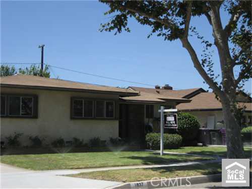 1837 NIPOMO Avenue, Long Beach, California 90815, 3 Bedrooms Bedrooms, ,Single Family Residence,For Sale,NIPOMO,P523115