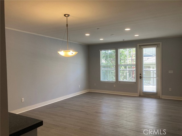 Detail Gallery Image 2 of 14 For 2349 Jefferson St #218,  Torrance,  CA 90501 - 2 Beds | 2 Baths