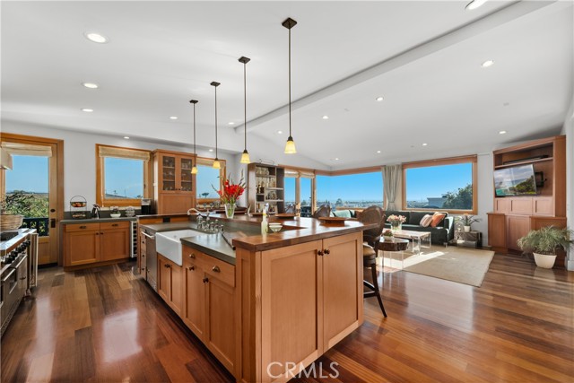 Image 11 of 40 For 624 6th Street