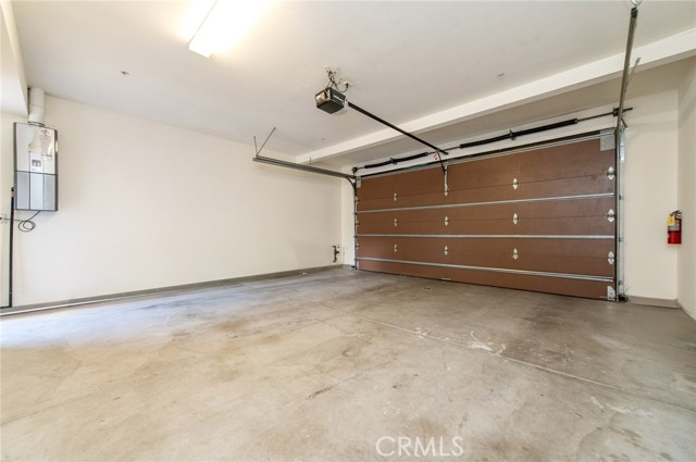 27 Maycrest, Irvine CA: https://media.crmls.org/medias/b7e1259f-5064-4a98-84c3-e9bd4dbb3e54.jpg