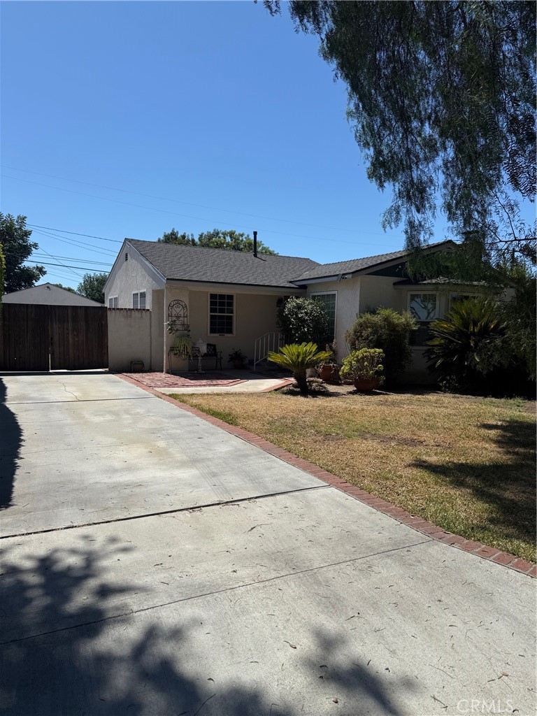 11472 Rose Hedge Drive