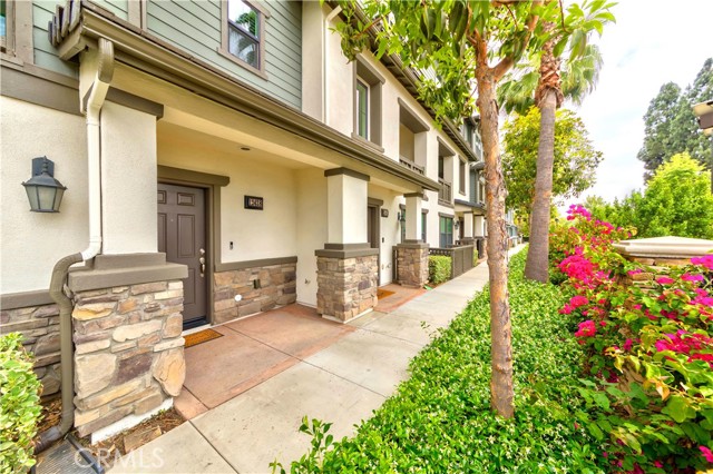 12438 Amesbury Circle, Whittier CA: https://media.crmls.org/medias/b7e14740-d316-44f3-aed0-5569c024921b.jpg