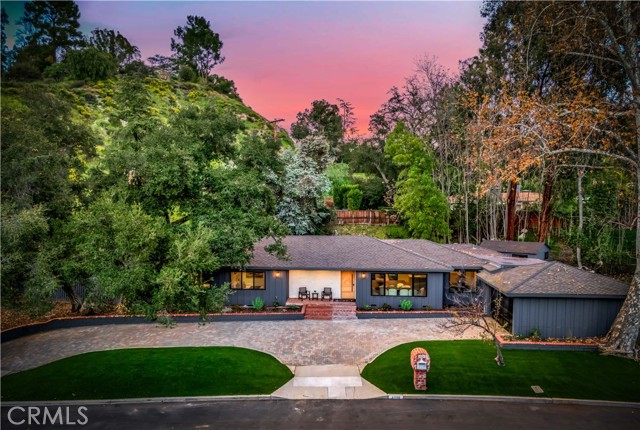 Front Image Thumbnail for CRSR26064670