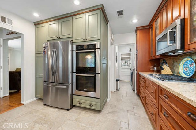 Detail Gallery Image 11 of 33 For 15724 Rushford St, Whittier,  CA 90603 - 4 Beds | 2 Baths