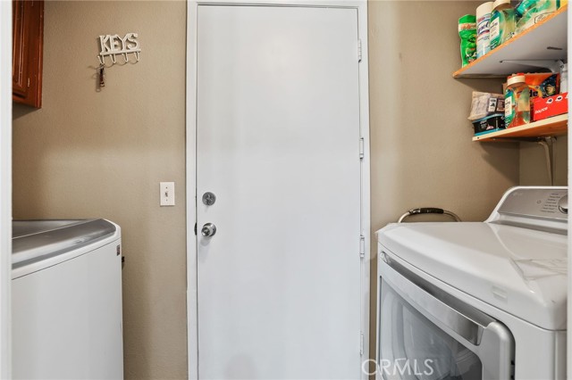 Detail Gallery Image 17 of 22 For 2225 Indigo Hills Dr #3,  Corona,  CA 92879 - 3 Beds | 2/1 Baths