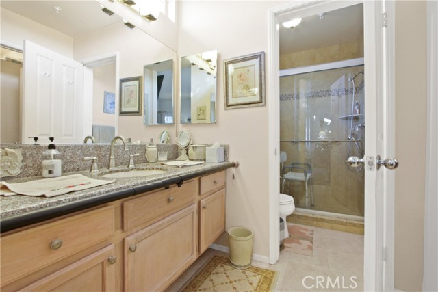 Detail Gallery Image 15 of 19 For 4561 Warner Ave #204,  Huntington Beach,  CA 92649 - 3 Beds | 2 Baths