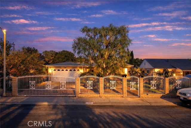 Front Image Thumbnail for CRSR26058075