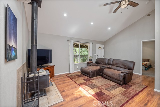 Detail Gallery Image 3 of 57 For 7082 Hites Cove Rd, Mariposa,  CA 95338 - 3 Beds | 2 Baths