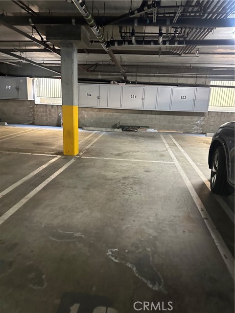 Detail Gallery Image 23 of 25 For 12916 Moorpark St #201,  Studio City,  CA 91406 - 3 Beds | 2 Baths