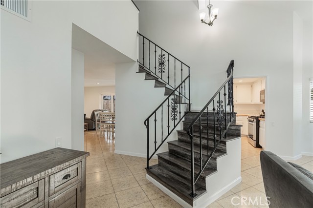 Detail Gallery Image 6 of 66 For 28955 via Marsala, Menifee,  CA 92584 - 4 Beds | 3 Baths