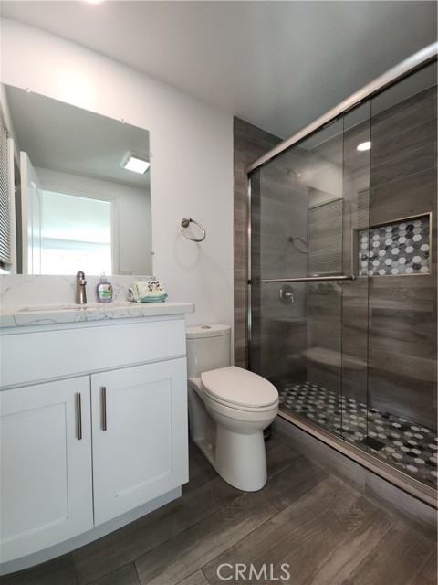 9272 Cerritos Avenue, Anaheim CA: https://media.crmls.org/medias/b7e70990-f020-49f3-a123-51a387a22a5c.jpg