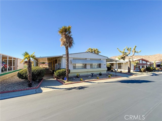 Detail Gallery Image 1 of 24 For 7501 Palm Ave #114,  Yucca Valley,  CA 92284 - 2 Beds | 2 Baths