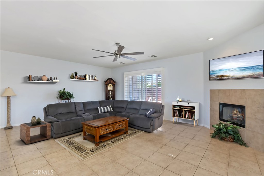 MLS #IG25158870 img 2