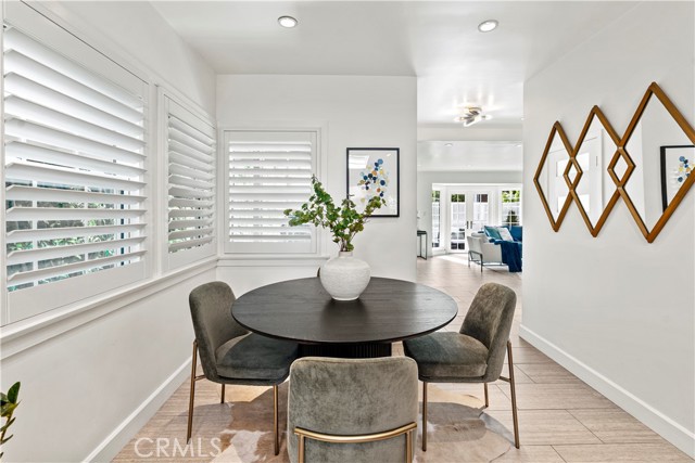 Detail Gallery Image 15 of 35 For 8963 Cynthia, West Hollywood,  CA 90069 - 2 Beds | 2 Baths