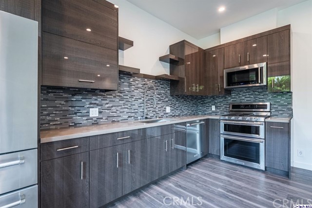 4 Bed Home for Sale in Los Angeles, California