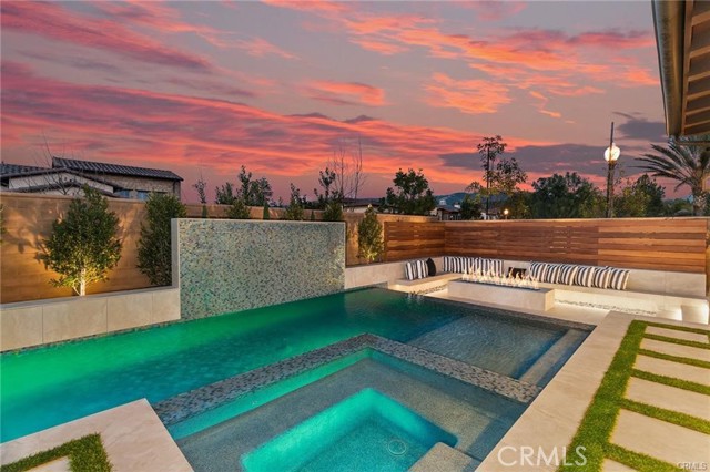 77 Sunset Cove, Irvine CA: https://media.crmls.org/medias/b7ea86d5-96b7-4973-9966-0b5a0d9bde0b.jpg