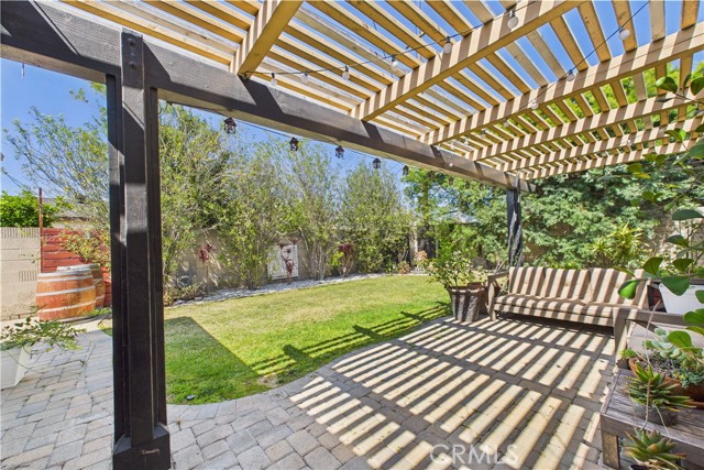 3647 W Myra Avenue, Anaheim CA: https://media.crmls.org/medias/b7eadad7-6975-40d7-b5b6-f008cd9341ee.jpg