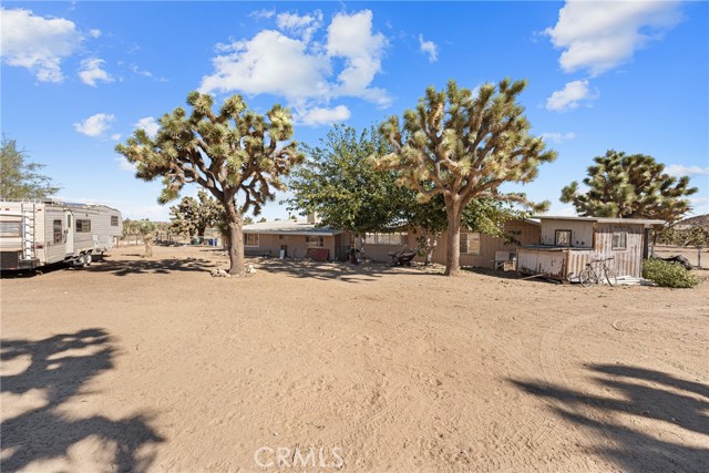 Detail Gallery Image 32 of 41 For 5277 Roberts Rd, Yucca Valley,  CA 92284 - 4 Beds | 2 Baths