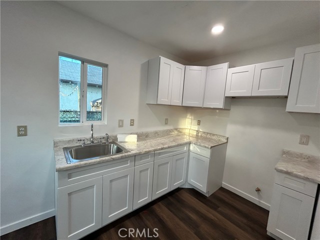 2412 Gale Avenue photo 11