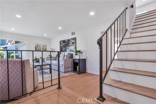 Detail Gallery Image 3 of 38 For 1736 E Oakridge, West Covina,  CA 91792 - 3 Beds | 2/1 Baths