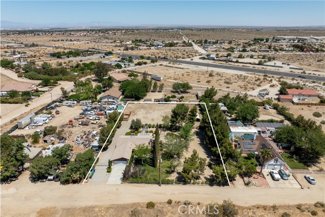 Detail Gallery Image 3 of 25 For 5819 E Avenue T8, Palmdale,  CA 93552 - 3 Beds | 2 Baths