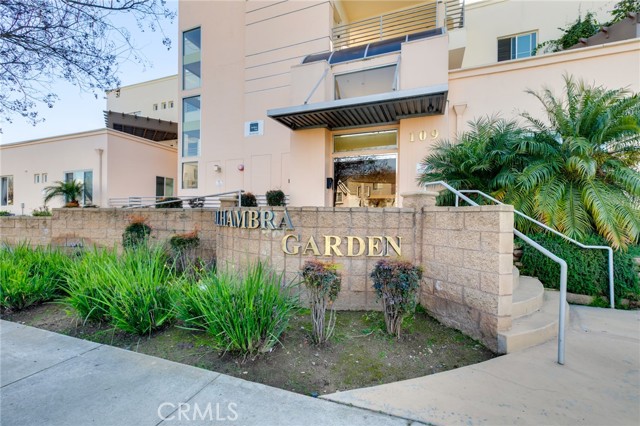 Detail Gallery Image 1 of 1 For 109 N 4th St #103,  Alhambra,  CA 91801 - 2 Beds | 2 Baths