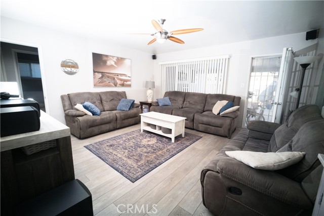 Detail Gallery Image 15 of 20 For 4344 Nipomo, Lakewood,  CA 90713 - 3 Beds | 2 Baths