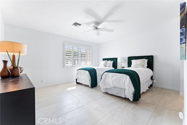 1045 E Deepak Road, Palm Springs CA: https://media.crmls.org/medias/b7ec3adc-91da-44da-9d4f-0ceca634e1f6.jpg