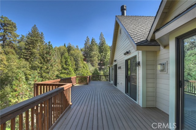 Detail Gallery Image 13 of 63 For 1285 N State Highway 173, Lake Arrowhead,  CA 92352 - 4 Beds | 4 Baths