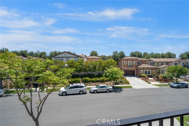 18 Goldenrod, Lake Forest CA: https://media.crmls.org/medias/b7ec837e-3921-4be4-8160-204dc11812d8.jpg