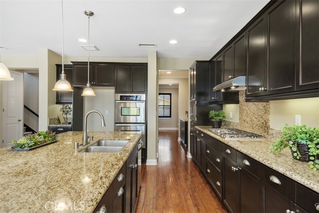 Detail Gallery Image 9 of 54 For 44207 Reidel St, Temecula,  CA 92592 - 5 Beds | 3/1 Baths