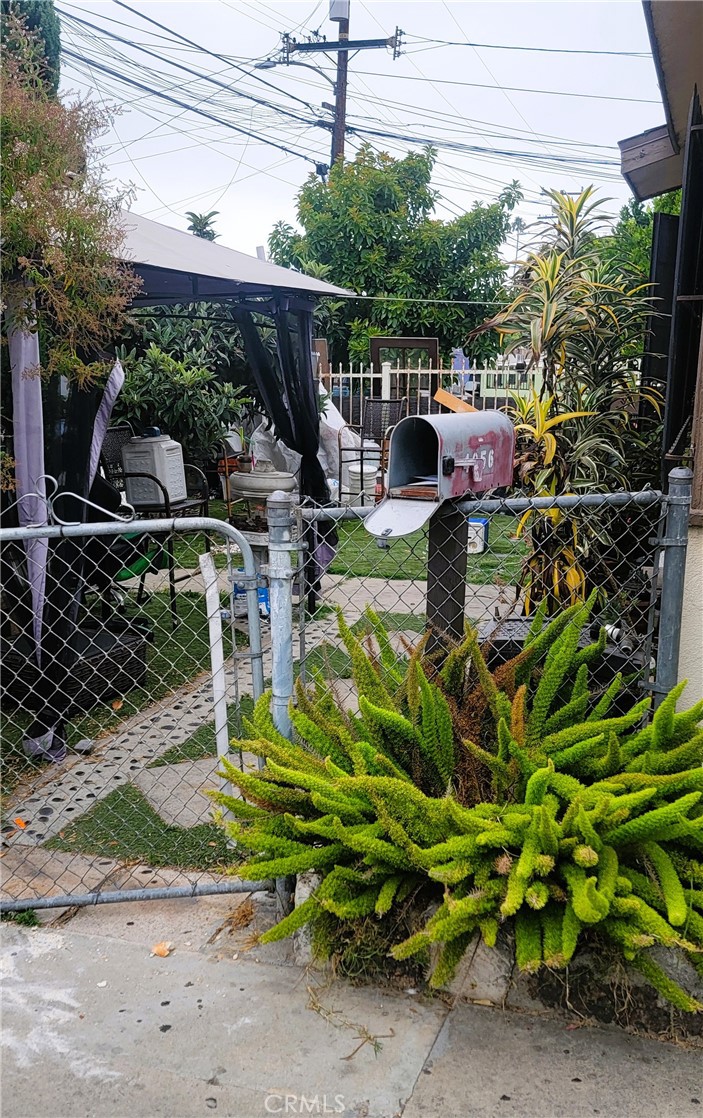 MLS #SB25158792 img 2