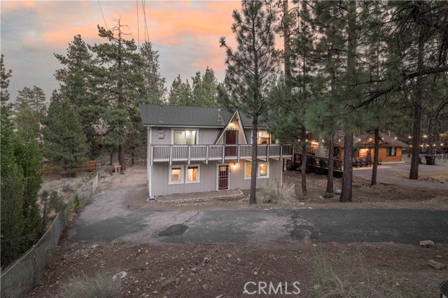 Detail Gallery Image 3 of 43 For 276 Stanford Way, Big Bear City,  CA 92314 - 4 Beds | 2 Baths
