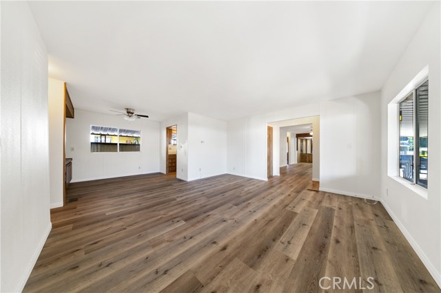 Detail Gallery Image 10 of 44 For 30810 Paradise Palm Ave, Homeland,  CA 92548 - 2 Beds | 2 Baths