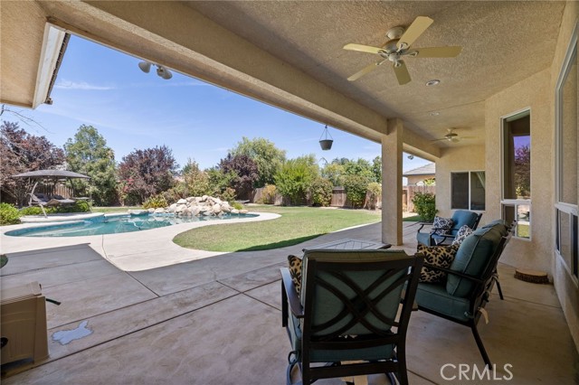 Detail Gallery Image 47 of 54 For 13946 Santa Fe Ct, Bakersfield,  CA 93314 - 4 Beds | 3 Baths
