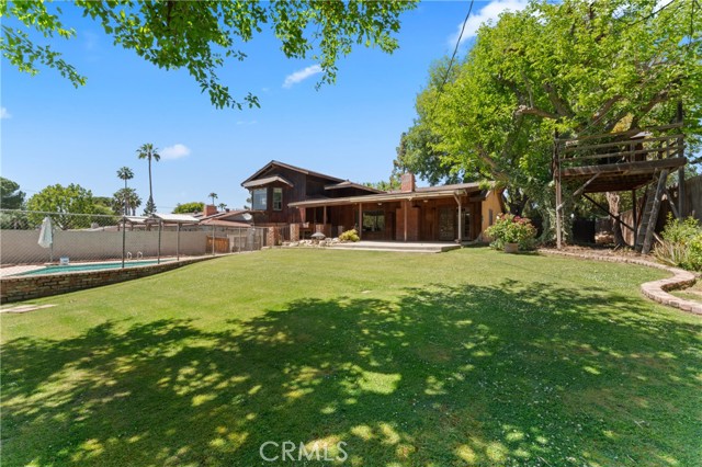 Detail Gallery Image 19 of 38 For 2919 Panorama Dr, Bakersfield,  CA 93306 - 3 Beds | 2/1 Baths