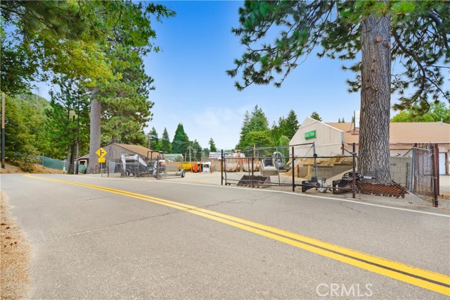 Image 11 of 18 For 26325 Pine Avenue