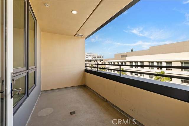 Detail Gallery Image 23 of 24 For 39 S Los Robles Ave. #6010,  Pasadena,  CA 91101 - 1 Beds | 1 Baths