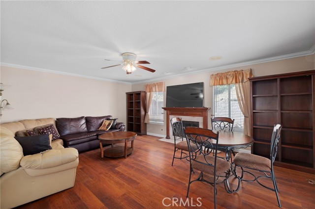 Detail Gallery Image 11 of 52 For 1677 Laurelwood Ave, Colton,  CA 92324 - 3 Beds | 2/1 Baths