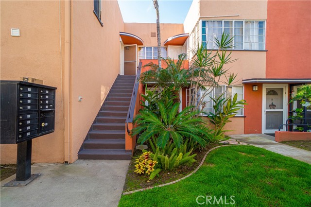 Detail Gallery Image 12 of 29 For 1149 E 1st, Long Beach,  CA 90802 - – Beds | – Baths