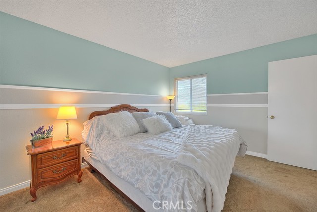 Image 39 of 75 For 22760 Cardinal Street