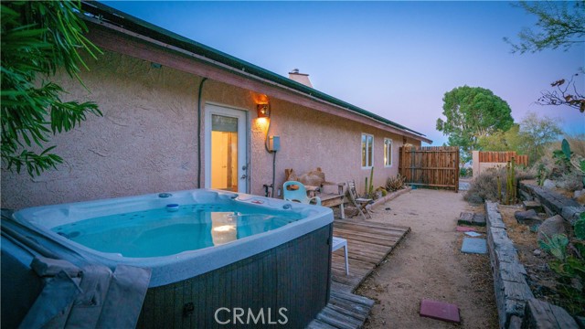 Detail Gallery Image 8 of 57 For 7566 Sunny Vista Rd, Joshua Tree,  CA 92252 - 5 Beds | 4/1 Baths