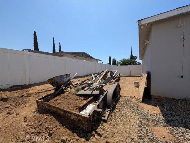 Detail Gallery Image 23 of 27 For 24116 Kernwood Dr, Moreno Valley,  CA 92557 - 4 Beds | 2 Baths