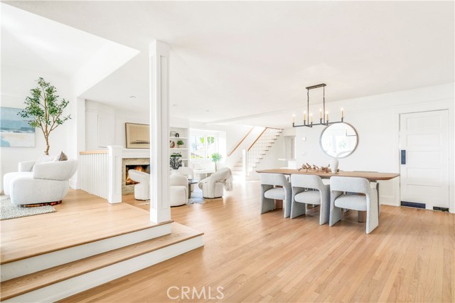 432 Holly Street, Laguna Beach CA: https://media.crmls.org/medias/b7f12abf-0f74-4651-a7a9-1ef0b555979c.jpg