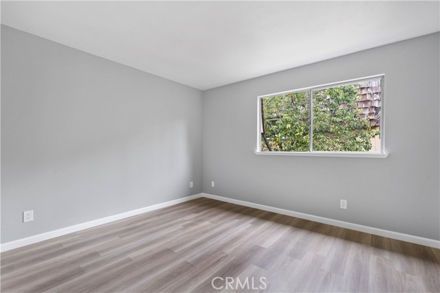 Photo #15: CRPW25168663 Listing: Photo #15