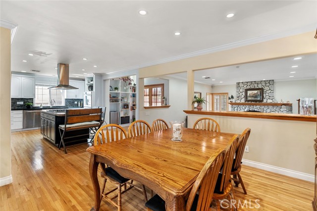 10027 Montgomery Avenue photo 5