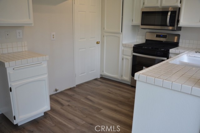 Detail Gallery Image 10 of 31 For 29620 Nightcrest Cir, Temecula,  CA 92591 - 3 Beds | 2 Baths